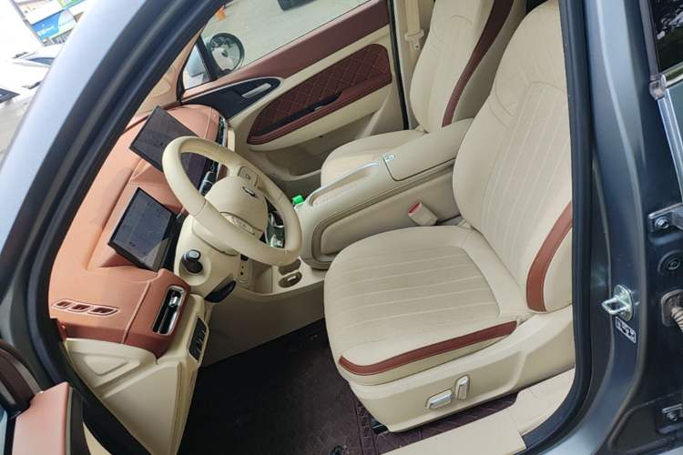 Used ORA Good Cat 2025 Model, 430 km Prestige Version Left Front Seat