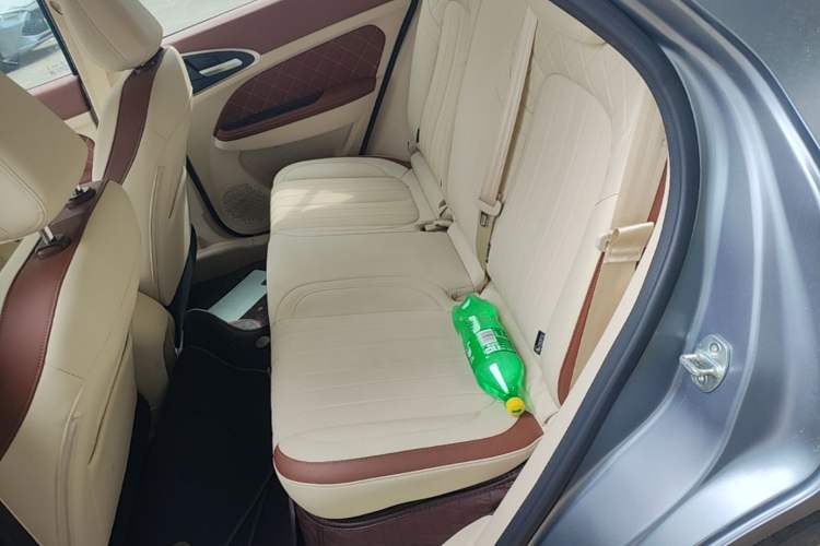 Used ORA Good Cat 2025 Model, 430 km Prestige Version Left Rear Seat