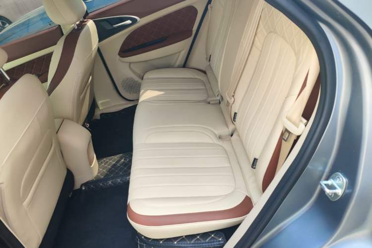 Used ORA Good Cat 2025 Model, 430 km Prestige Version Left Rear Seat
