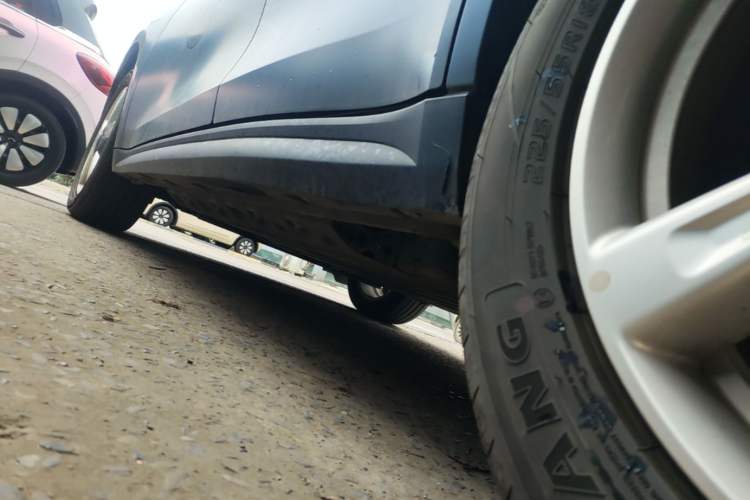 Used ORA Good Cat 2025 Model, 430 km Prestige Version Left Side Sill