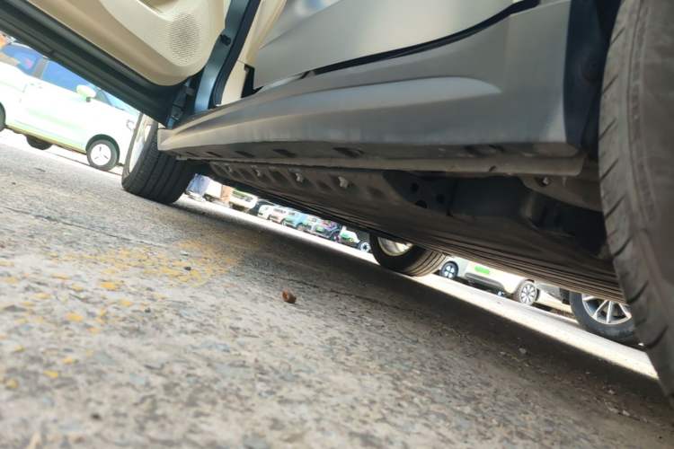 Used ORA Good Cat 2025 Model, 430 km Prestige Version Left Side Sill