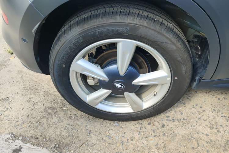 Used ORA Good Cat 2025 Model, 430 km Prestige Version Right Rear Wheel Hub