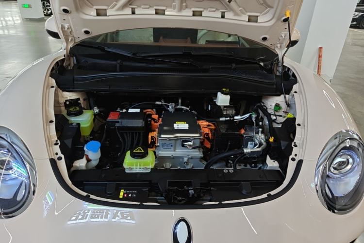 Used ORA Good Cat 2025 Model, 430 km Luxury Version Engine Bay
