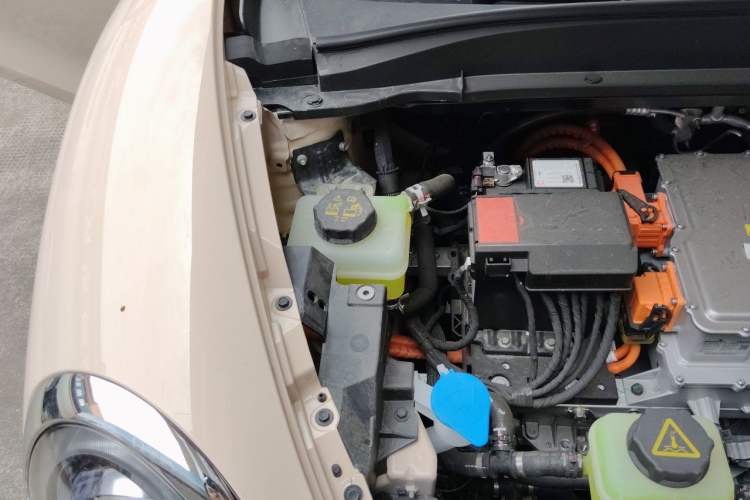 Used ORA Good Cat 2025 Model, 430 km Prestige Version Engine Bay Right