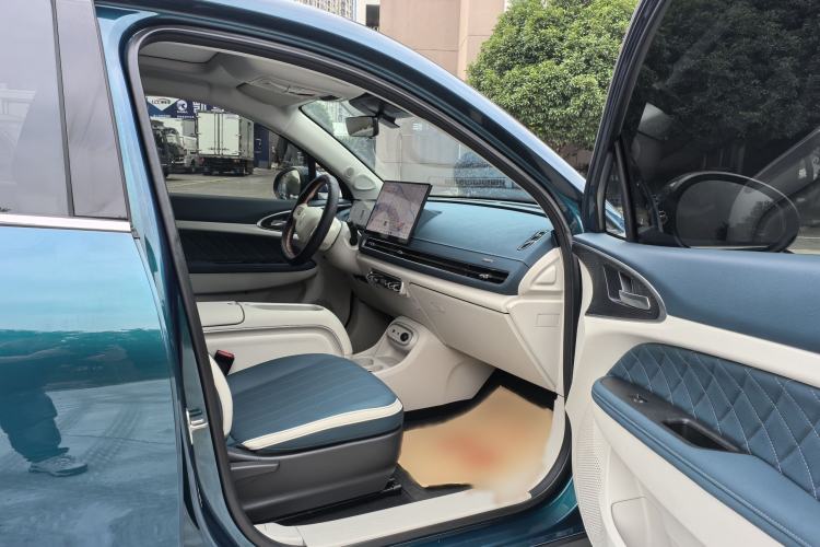 Used ORA Good Cat 2025 Model, 430 km Luxury Version Interior 2