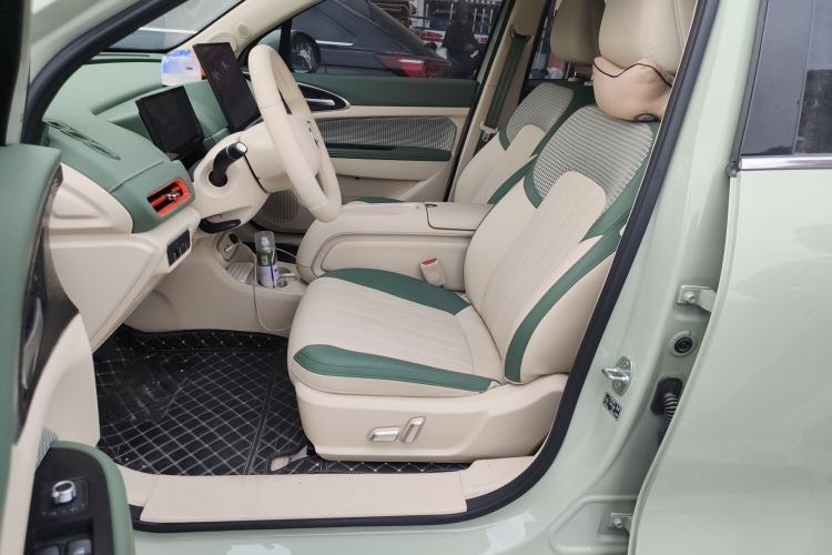 Used ORA Good Cat 2025 Model, 430 km Luxury Version Left Front Seat