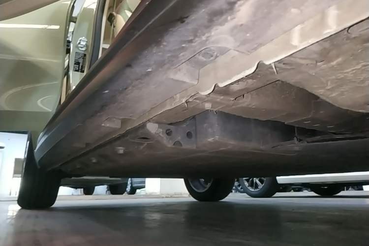 Used ORA Good Cat 2025 Model, 430 km Prestige Version Right Side Sill