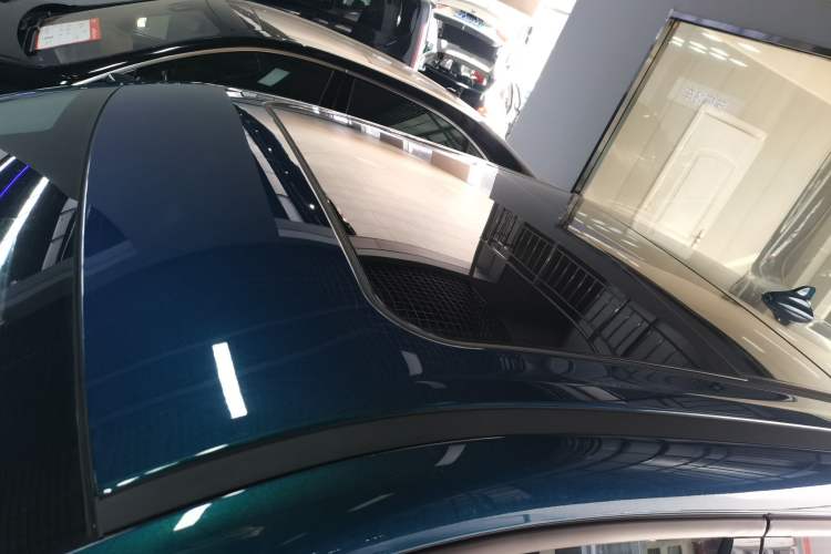Used ORA Good Cat 2025 Model, 430 km Prestige Version Roof