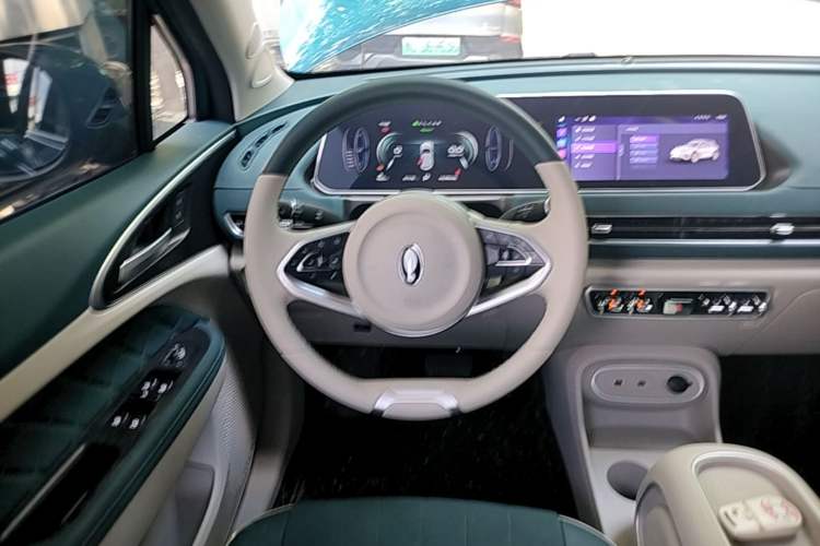 Used ORA Good Cat 2025 Model, 401km Classic Edition Steering Wheel