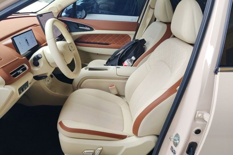 Used ORA Good Cat 2025 Model, 430 km Prestige Version Left Front Seat