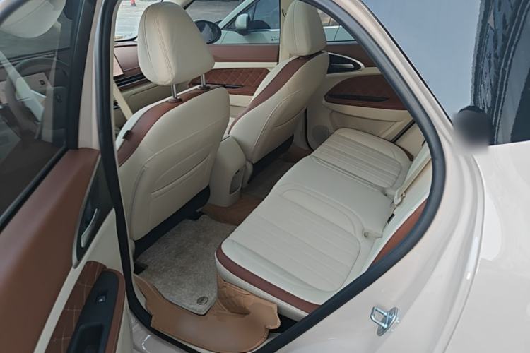 Used ORA Good Cat 2025 Model, 430 km Luxury Version Left Rear Seat