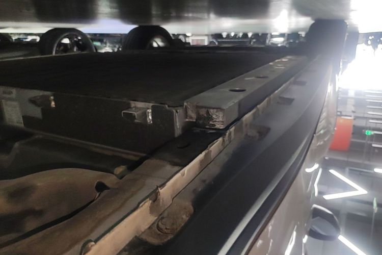 Used ORA Good Cat 2025 Model, 430 km Prestige Version Left Side Sill