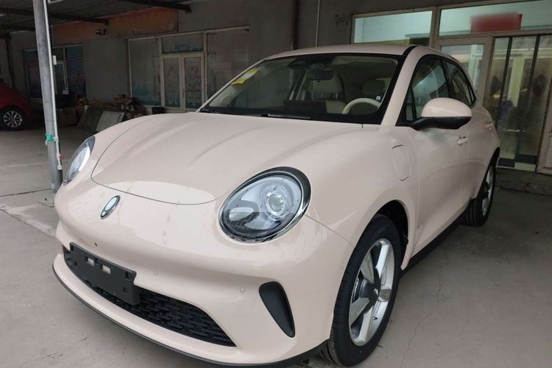 Used ORA Good Cat 2025 Model, 430 km Prestige Version Front Left 45 Deg