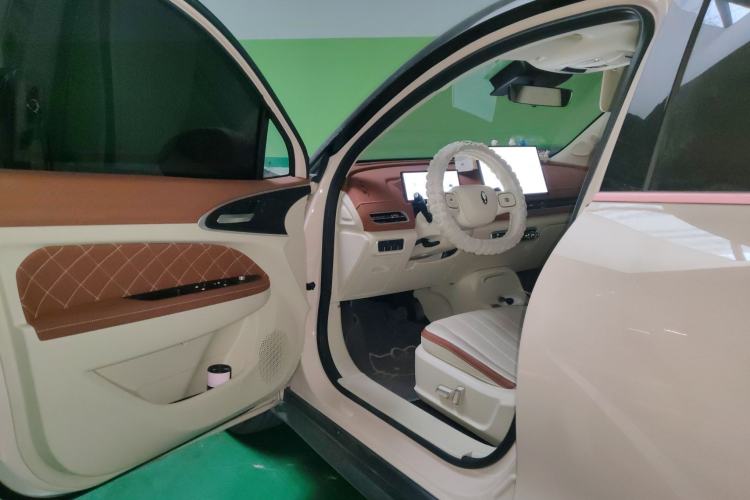 Used ORA Good Cat 2025 Model, 430 km Luxury Version Interior 3