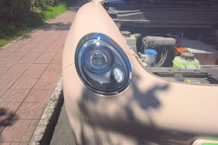 Used ORA Good Cat 2025 Model, 401km Classic Edition Right Front Headlight