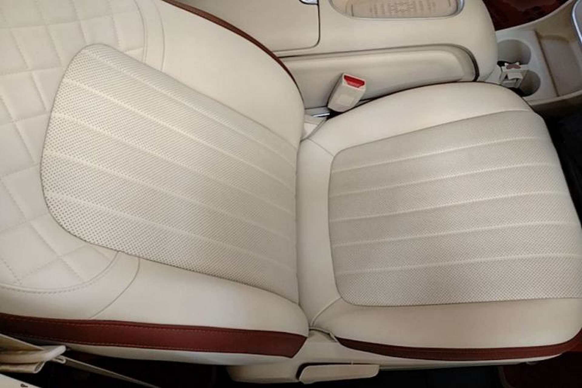 Used ORA Good Cat 2025 Model, 430 km Luxury Version Right Front Seat