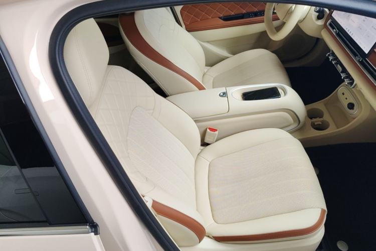 Used ORA Good Cat 2025 Model, 430 km Prestige Version Right Front Seat