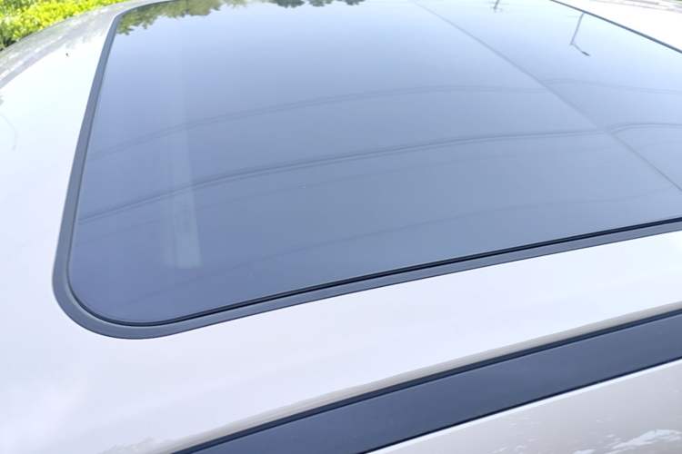 Used ORA Good Cat 2025 Model, 430 km Luxury Version Roof