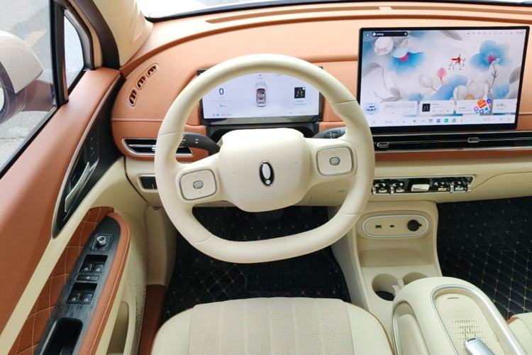 Used ORA Good Cat 2025 Model, 430 km Luxury Version Steering Wheel