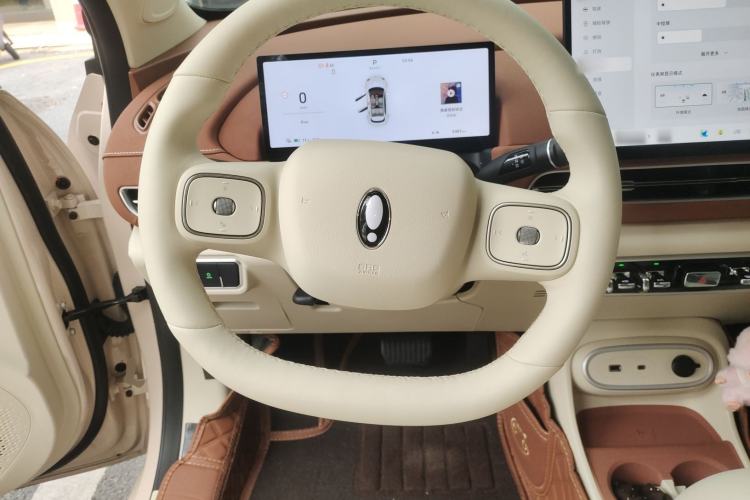 Used ORA Good Cat 2025 Model, 430 km Prestige Version Steering Wheel