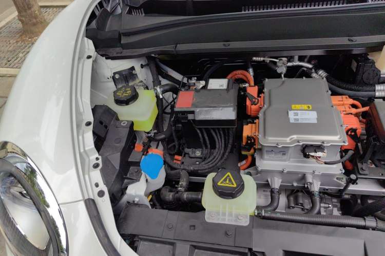 Used ORA Good Cat 2025 Model, 430 km Prestige Version Engine Bay Right
