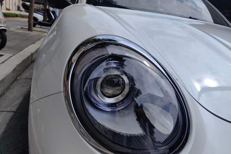 Used ORA Good Cat 2025 Model, 430 km Prestige Version Right Front Headlight