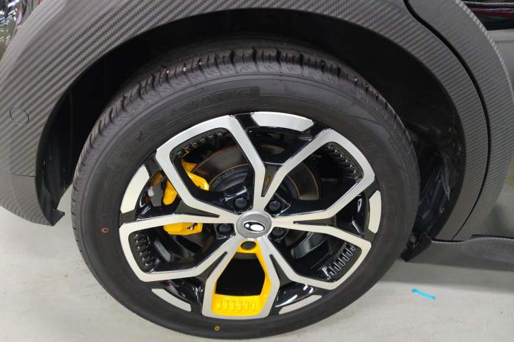 Used ORA Good Cat GT 2023 Mulan Edition 401km Prestige Version Right Rear Wheel Hub
