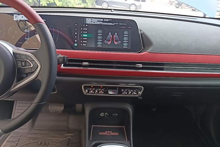 Used ORA Good Cat GT 2022 Mulan Edition 480km Long-Range续航 Audio And AC Panel