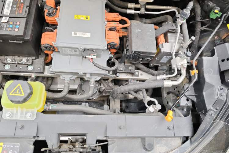Used ORA Good Cat GT 2022 Mulan Edition 480km Long-Range续航 Engine Bay Left