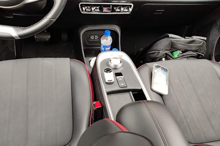 Used ORA Good Cat GT 2022 Mulan Edition 480km Long-Range续航 Gear Lever