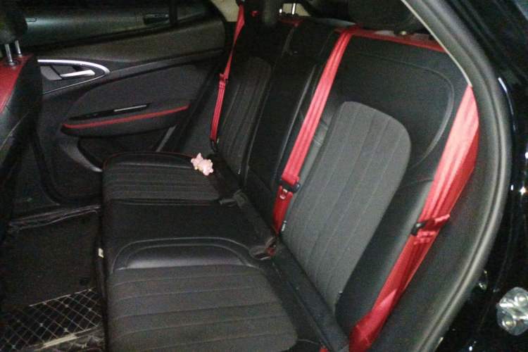 Used ORA Good Cat GT 2022 Mulan Edition 480km Long-Range续航 Interior 4