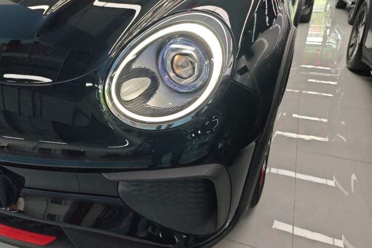 Used ORA Good Cat GT 2022 Mulan Edition 480km Long-Range续航 Left Front Headlight