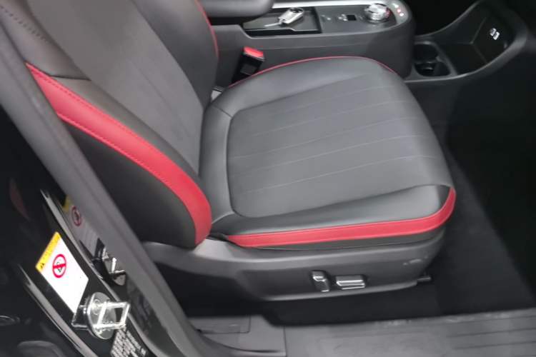 Used ORA Good Cat GT 2022 Mulan Edition 480km Long-Range续航 Right Front Seat