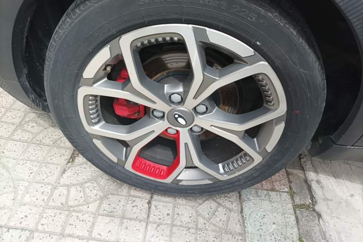 Used ORA Good Cat GT 2022 Mulan Edition 401 km Standard Range Right Rear Wheel Hub