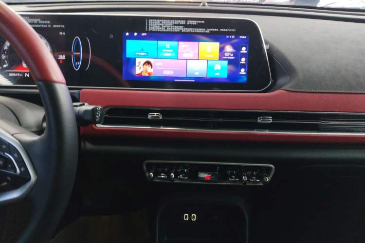 Used ORA Good Cat GT 2022 Mulan Edition 480km Long-Range续航 Audio And AC Panel