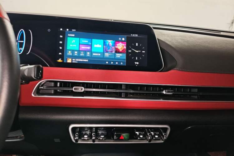 Used ORA Good Cat GT 2022 Mulan Edition 480km Long-Range续航 Audio And AC Panel