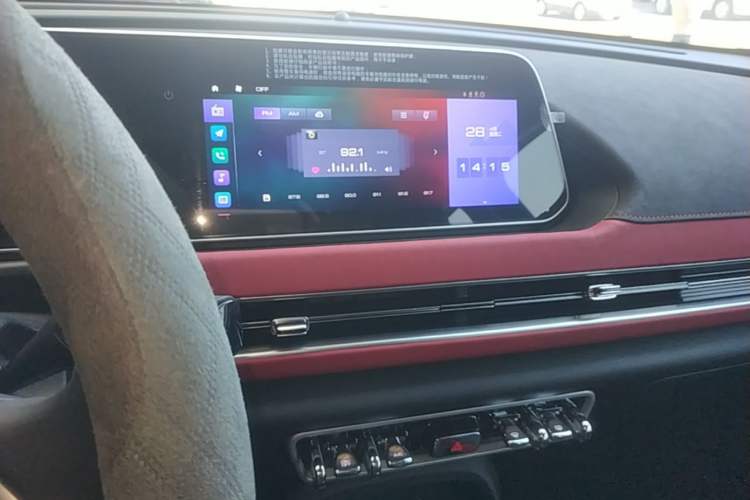 Used ORA Good Cat GT 2022 Mulan Edition 480km Long-Range续航 Audio And AC Panel