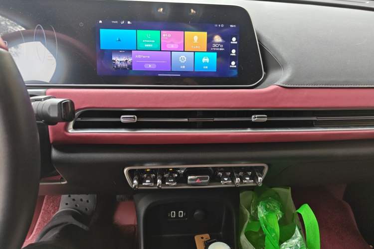 Used ORA Good Cat GT 2022 Mulan Edition 480km Long-Range续航 Audio And AC Panel
