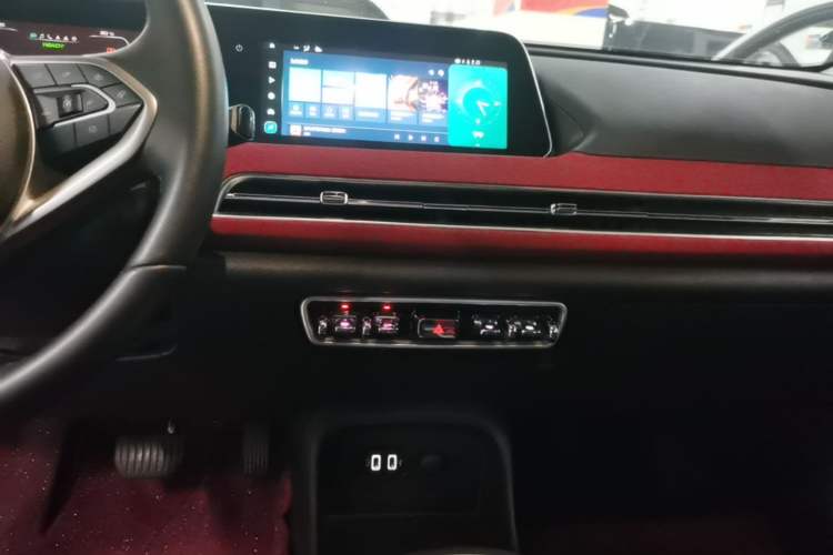 Used ORA Good Cat GT 2022 Mulan Edition 480km Long-Range续航 Audio And AC Panel