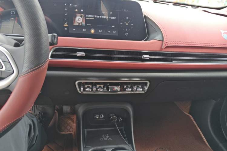 Used ORA Good Cat GT 2022 Mulan Edition 480km Long-Range续航 Audio And AC Panel
