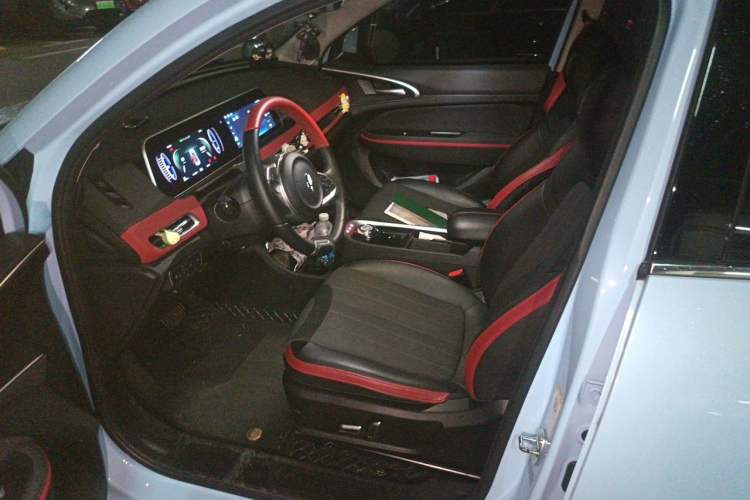 Used ORA Good Cat GT 2022 Mulan Edition 401 km Standard Range Driver Seat
