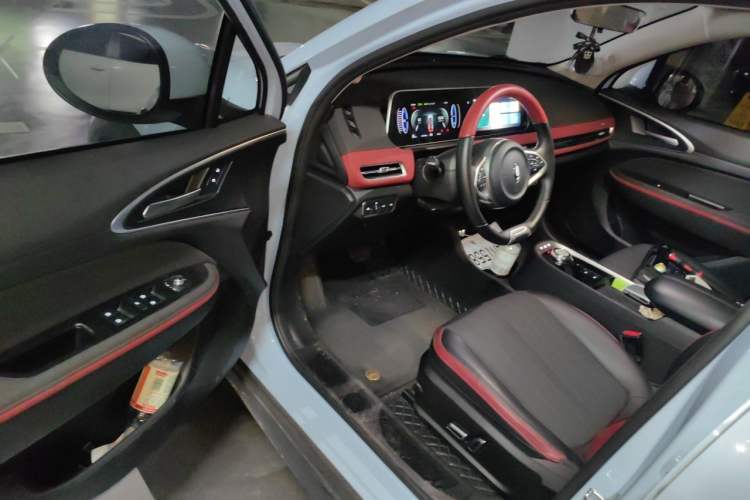 Used ORA Good Cat GT 2022 Mulan Edition 401 km Standard Range Driver Seat