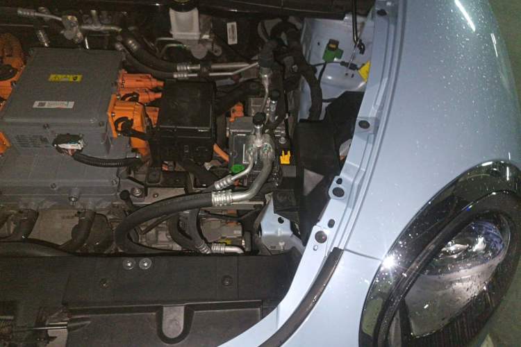 Used ORA Good Cat GT 2022 Mulan Edition 401 km Standard Range Engine Bay Left