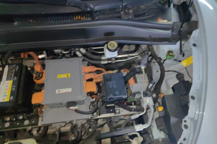 Used ORA Good Cat GT 2022 Mulan Edition 401 km Standard Range Engine Bay Left