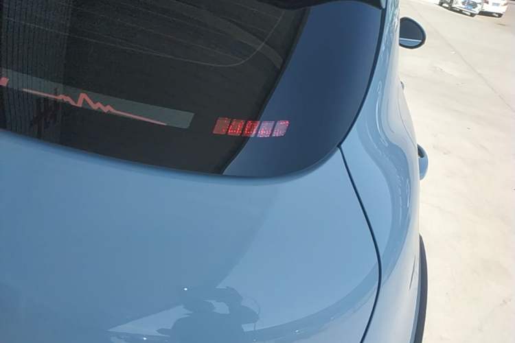 Used ORA Good Cat GT 2022 Mulan Edition 480km Long-Range续航 Exterior 3