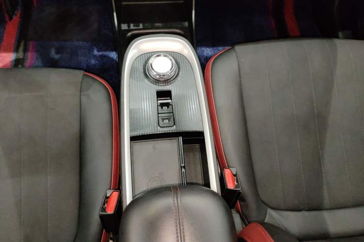 Used ORA Good Cat GT 2022 Mulan Edition 480km Long-Range续航 Gear Lever