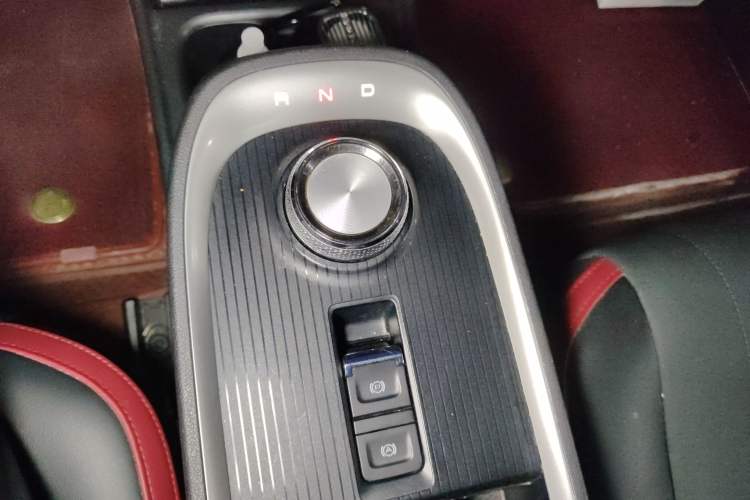 Used ORA Good Cat GT 2022 Mulan Edition 480km Long-Range续航 Gear Lever