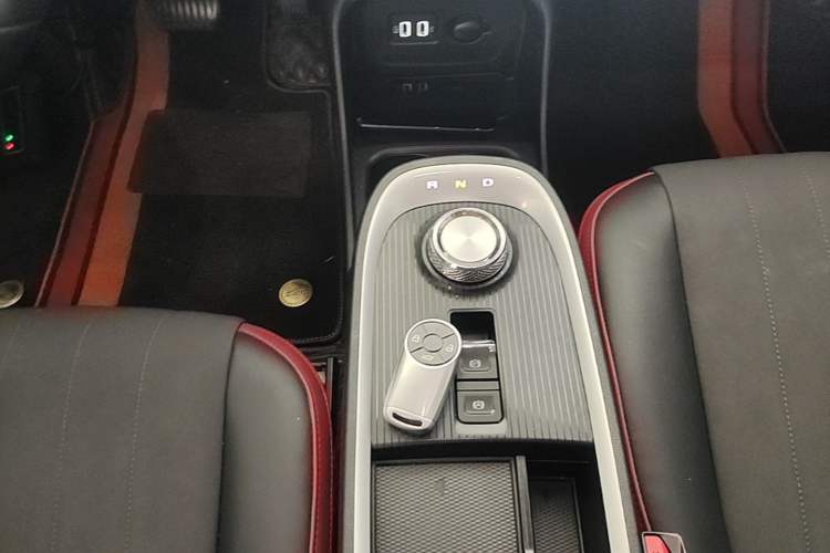 Used ORA Good Cat GT 2022 Mulan Edition 480km Long-Range续航 Gear Lever