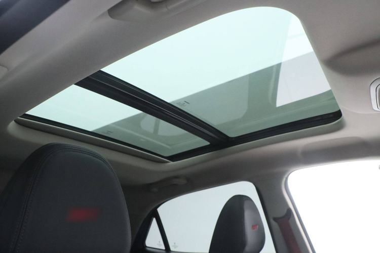 Used ORA Good Cat GT 2022 Mulan Edition 480km Long-Range续航 Interior 10