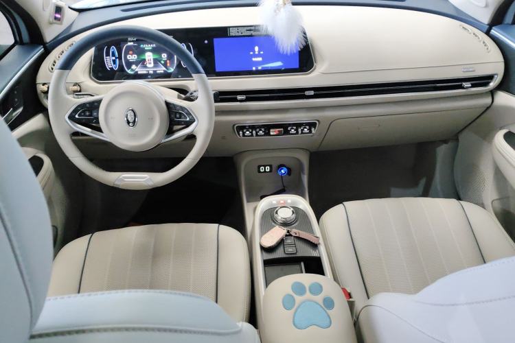 Used ORA Good Cat GT 2022 Mulan Edition 401 km Standard Range Interior 2